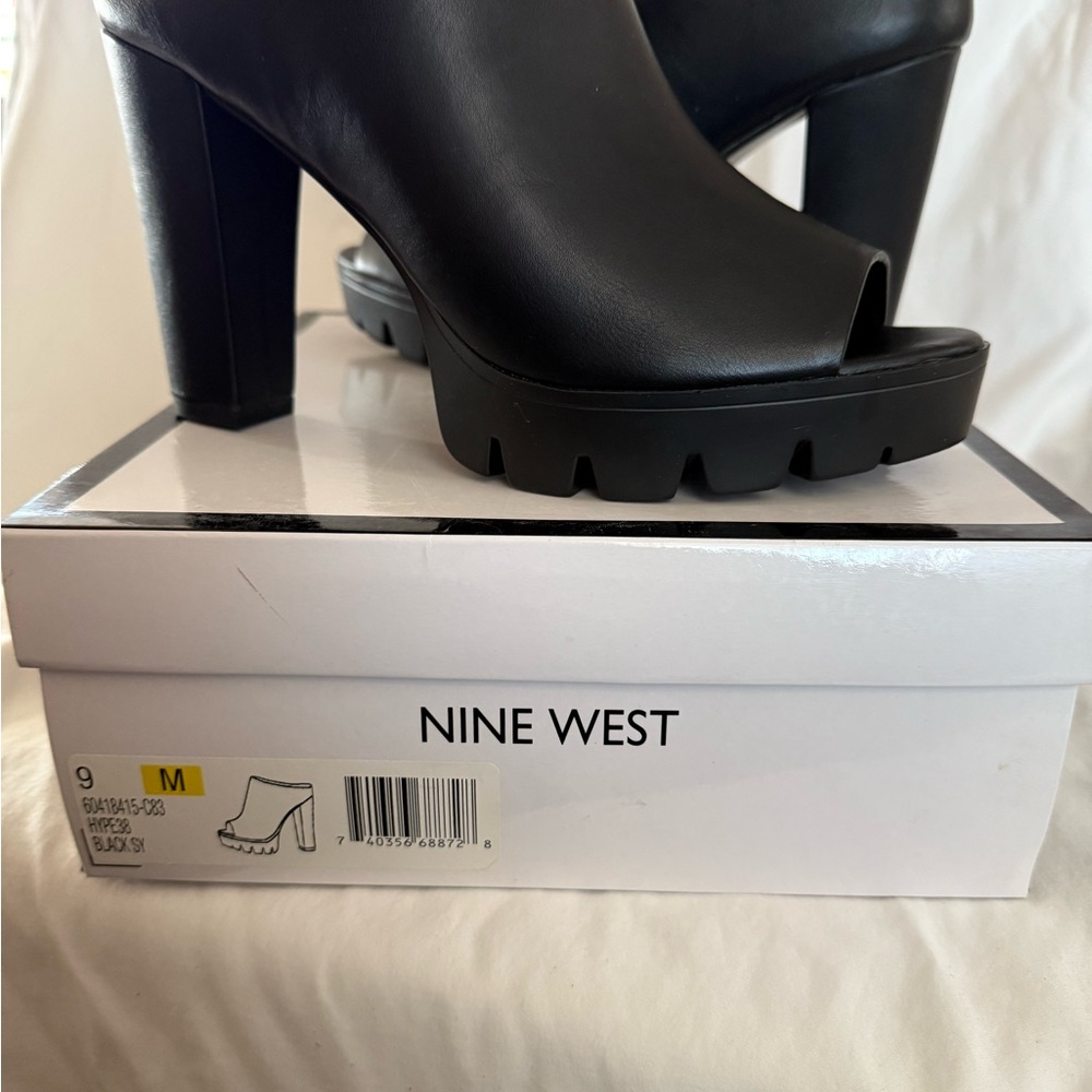 Nine West Black Mules and Clogs